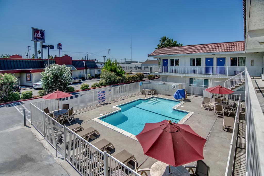 6-stockton, Ca - Charter Way West