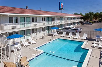 Hotel 6-stockton, Ca - Charter Way West